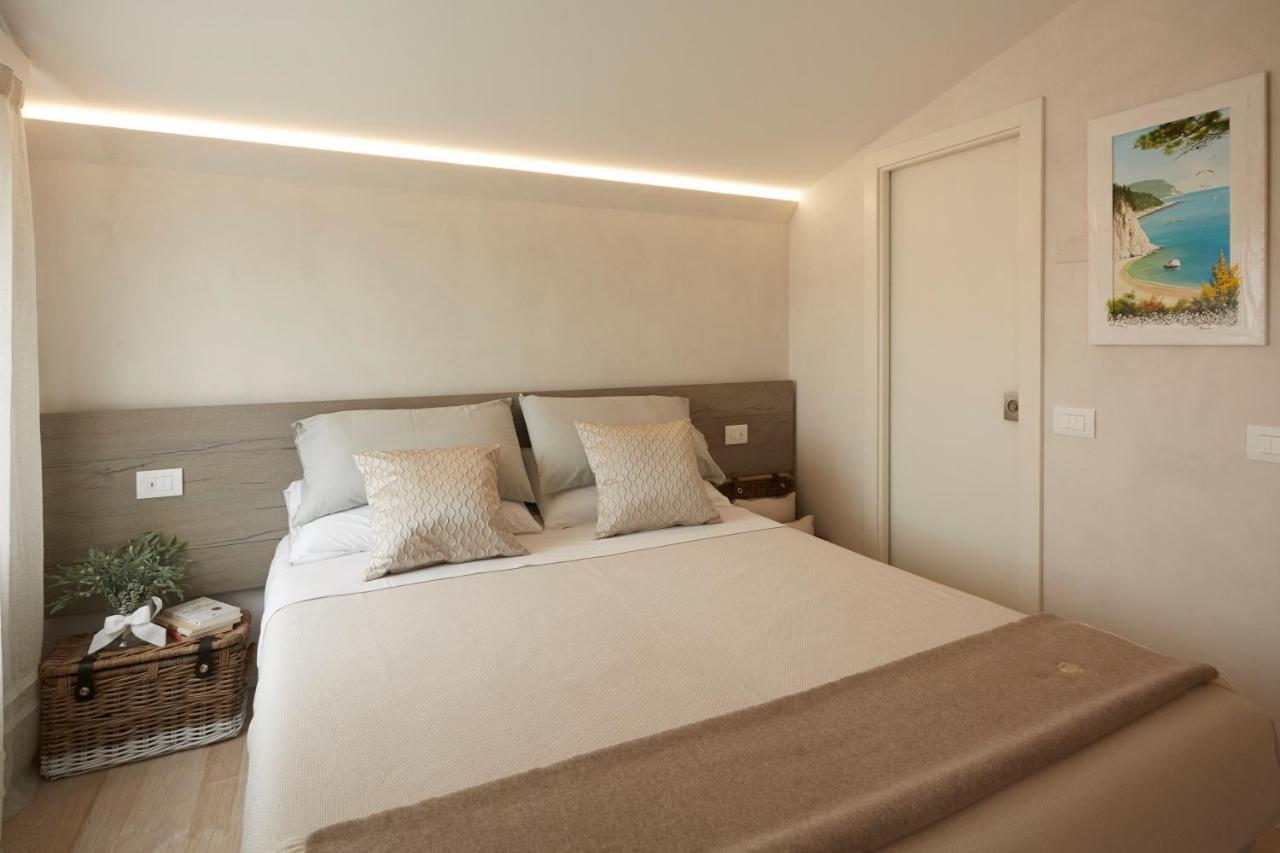 Nilu Relais Bed & Breakfast Сироло Екстериор снимка