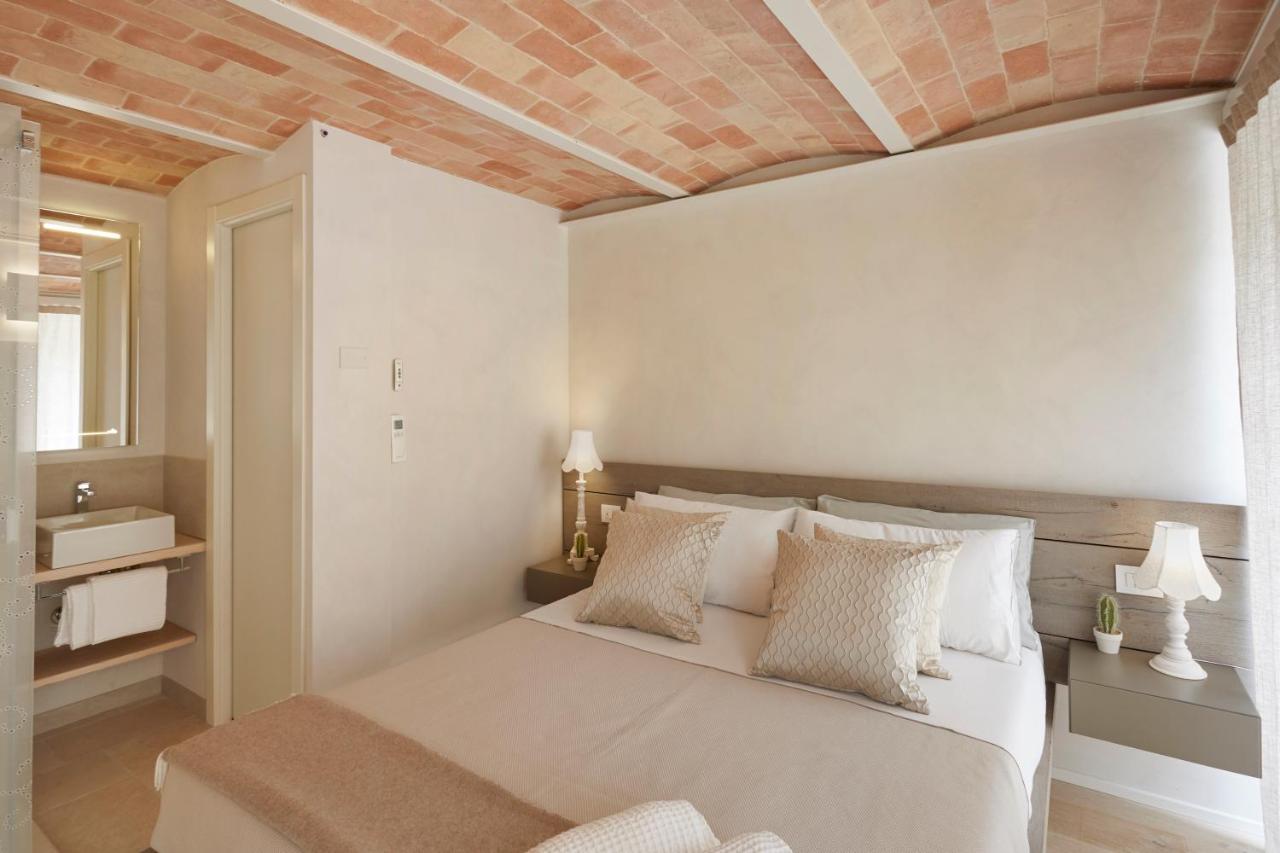 Nilu Relais Bed & Breakfast Сироло Екстериор снимка