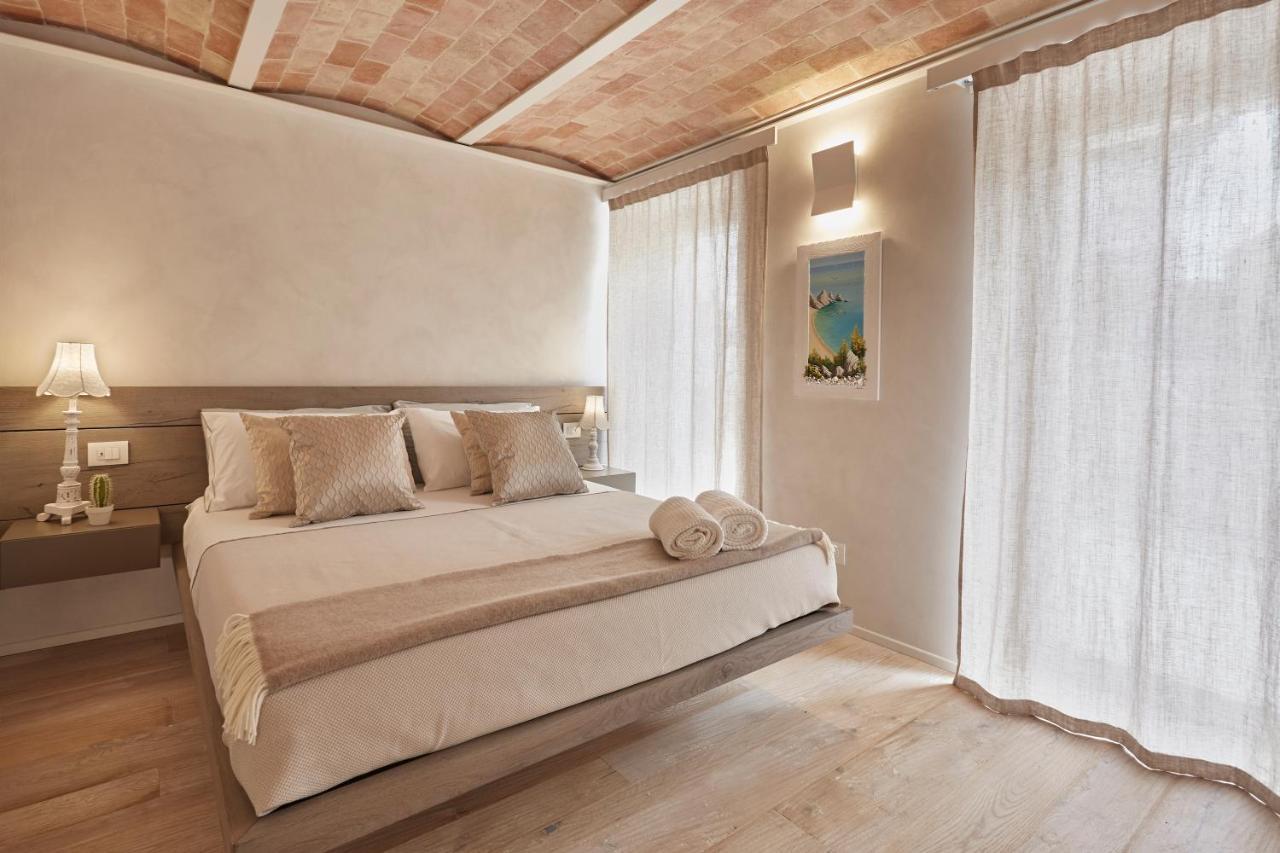 Nilu Relais Bed & Breakfast Сироло Екстериор снимка
