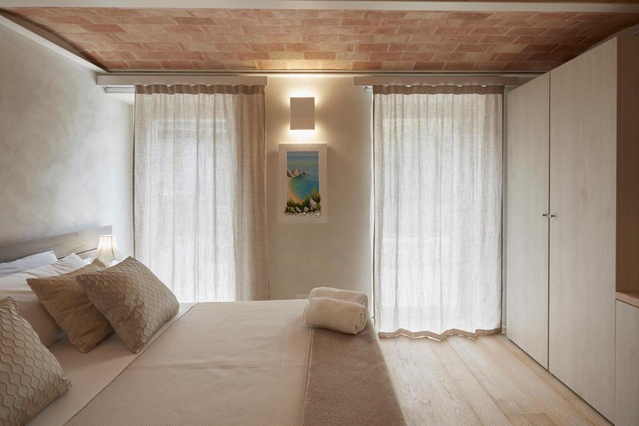 Nilu Relais Bed & Breakfast Сироло Екстериор снимка