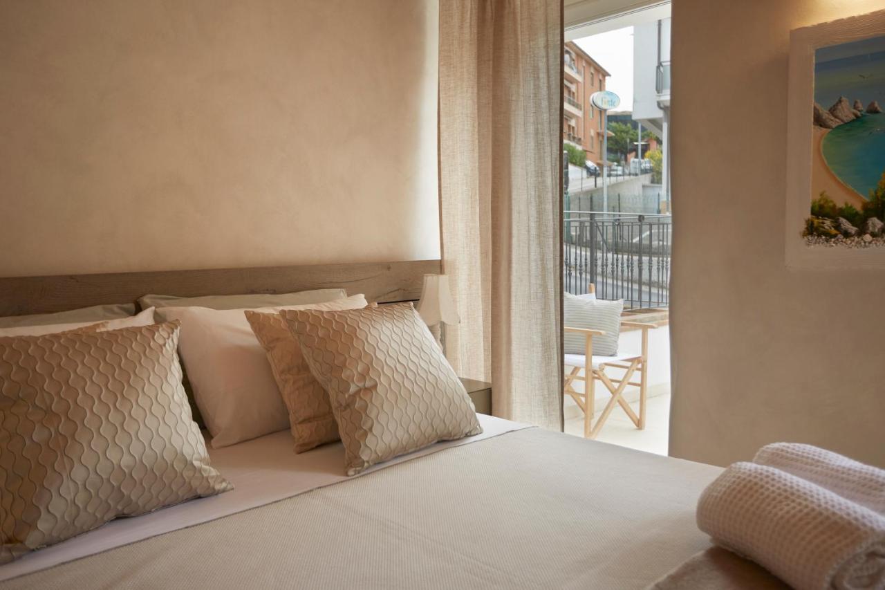Nilu Relais Bed & Breakfast Сироло Екстериор снимка